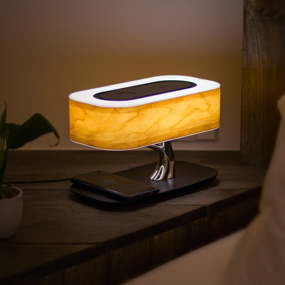 Creative Tree Table Lamp Bluetooth-Compatiable Music Speaker - Toofy